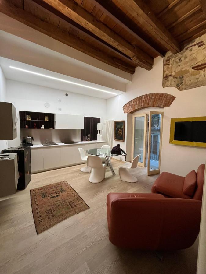 Juliet's Neighbours- Luxury Appartamento Verona